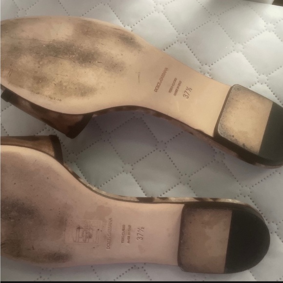 Dolce and Gabbana Slide Flat - Picture 2 of 3